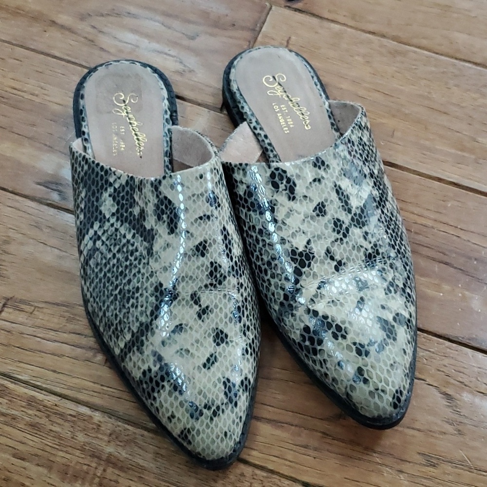 Seychelles Impersonate Pointed toe mules